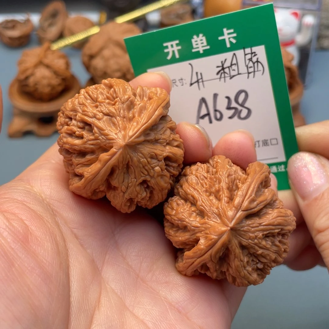 吊坠桃核文玩核桃