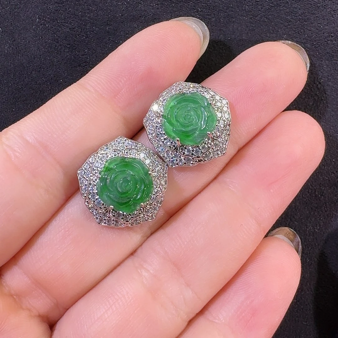 未镶嵌翡翠耳饰玫瑰