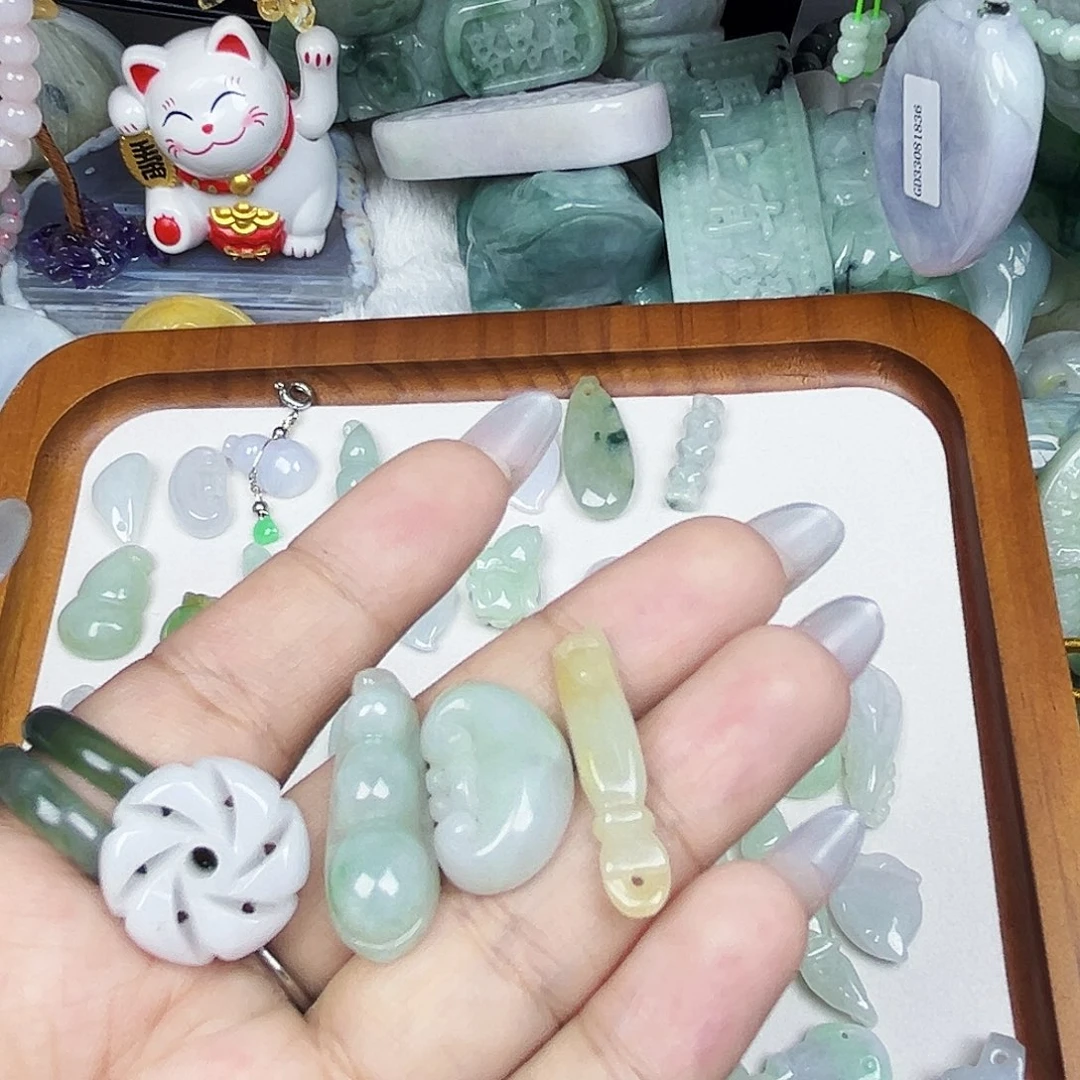 光***榜翡翠未镶嵌吊坠(不含链)111