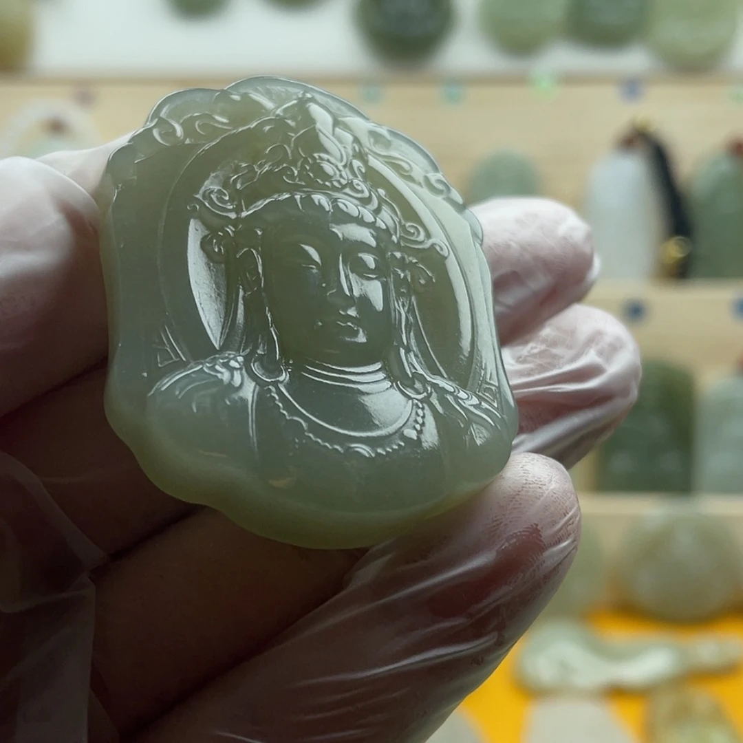 【闪购商品】时尚精美观音头吊坠