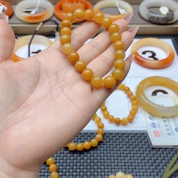 石英质玉（黄龙玉）手镯未镶嵌