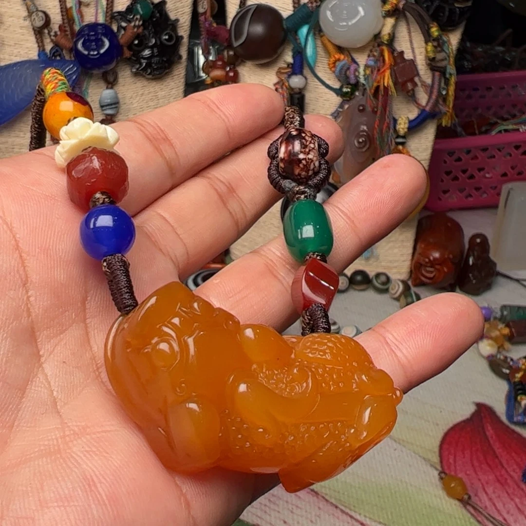 玛瑙/玉髓颈饰未镶嵌