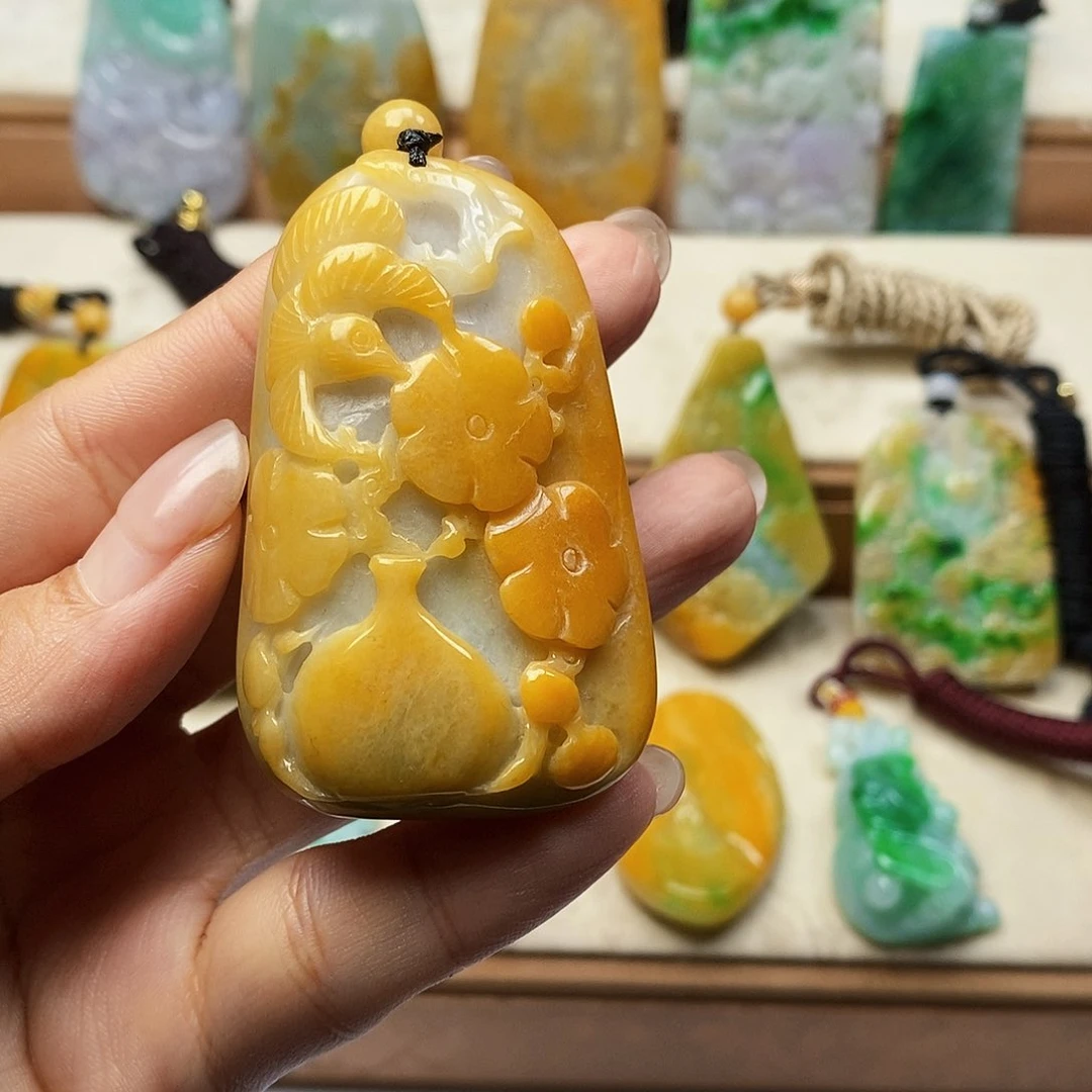 未镶嵌定制翡翠翡翠