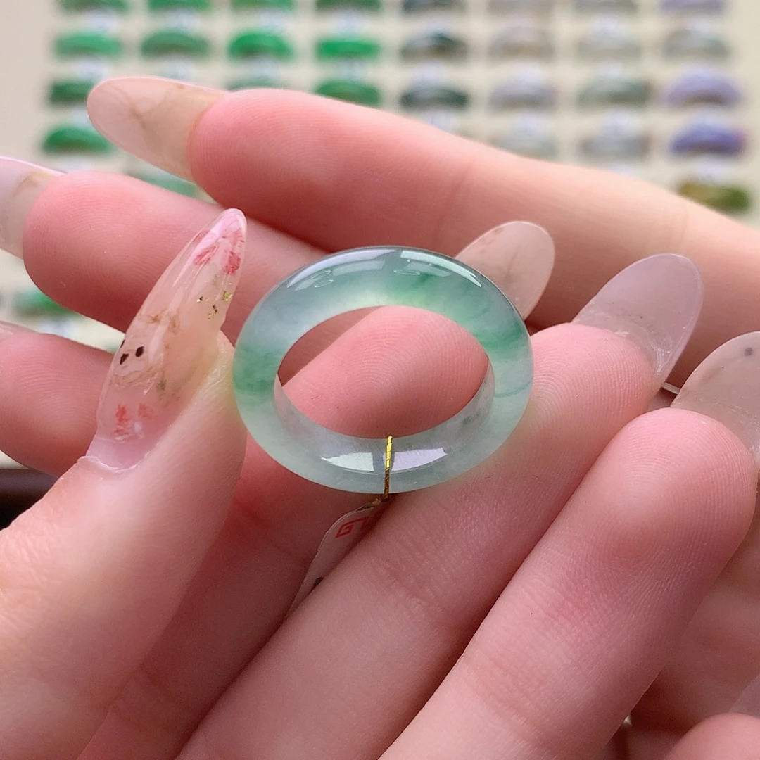 翡翠未镶嵌戒指港13.14