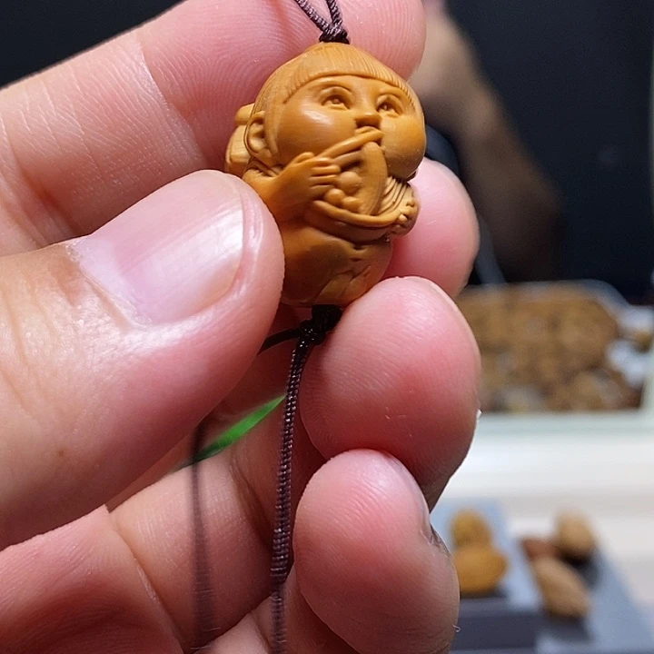 橄榄核吊坠橄榄油