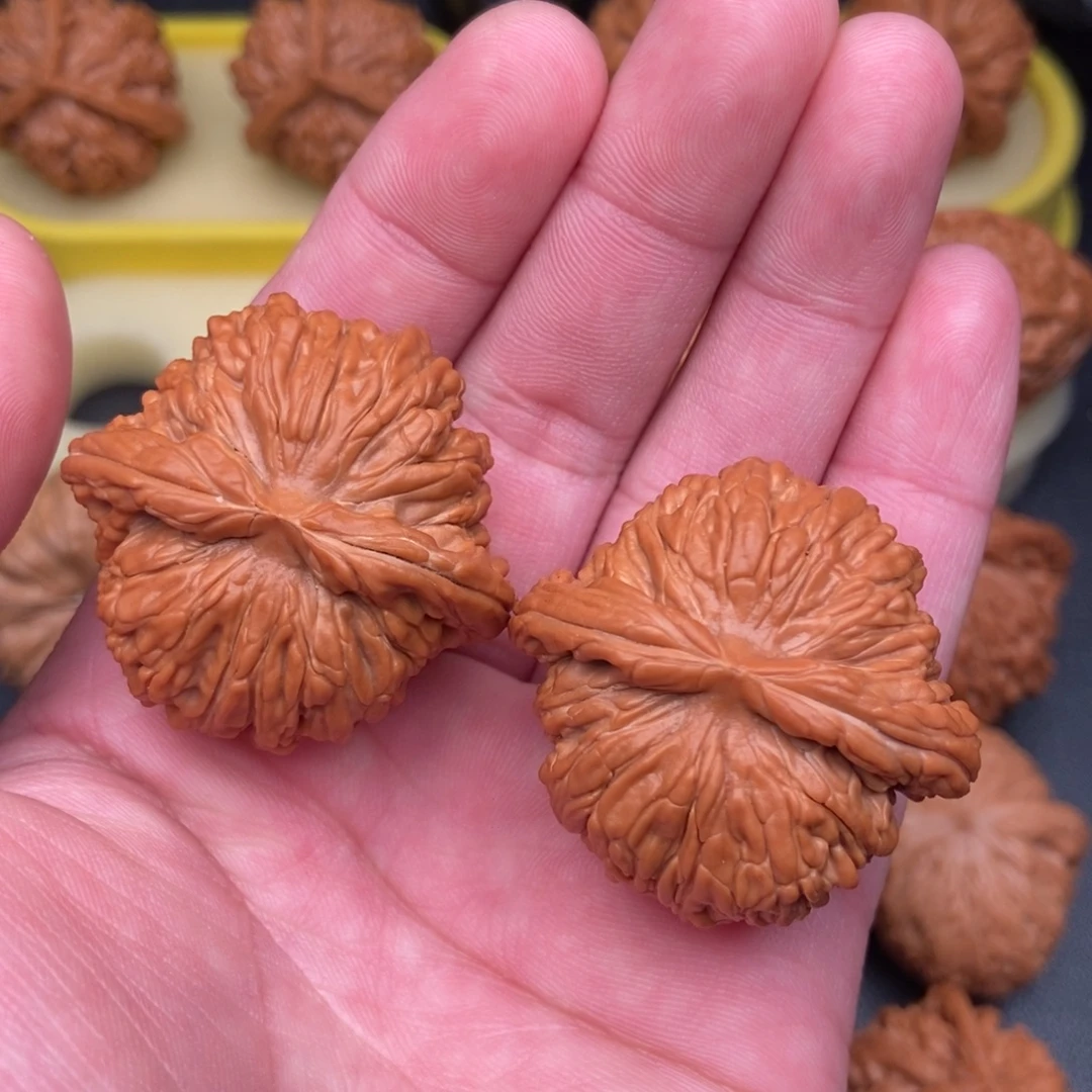 文玩核桃把件汉高楼40