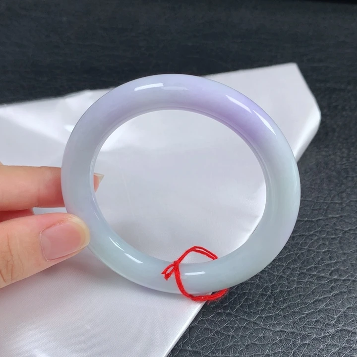 翡翠未镶嵌手镯（圆镯）