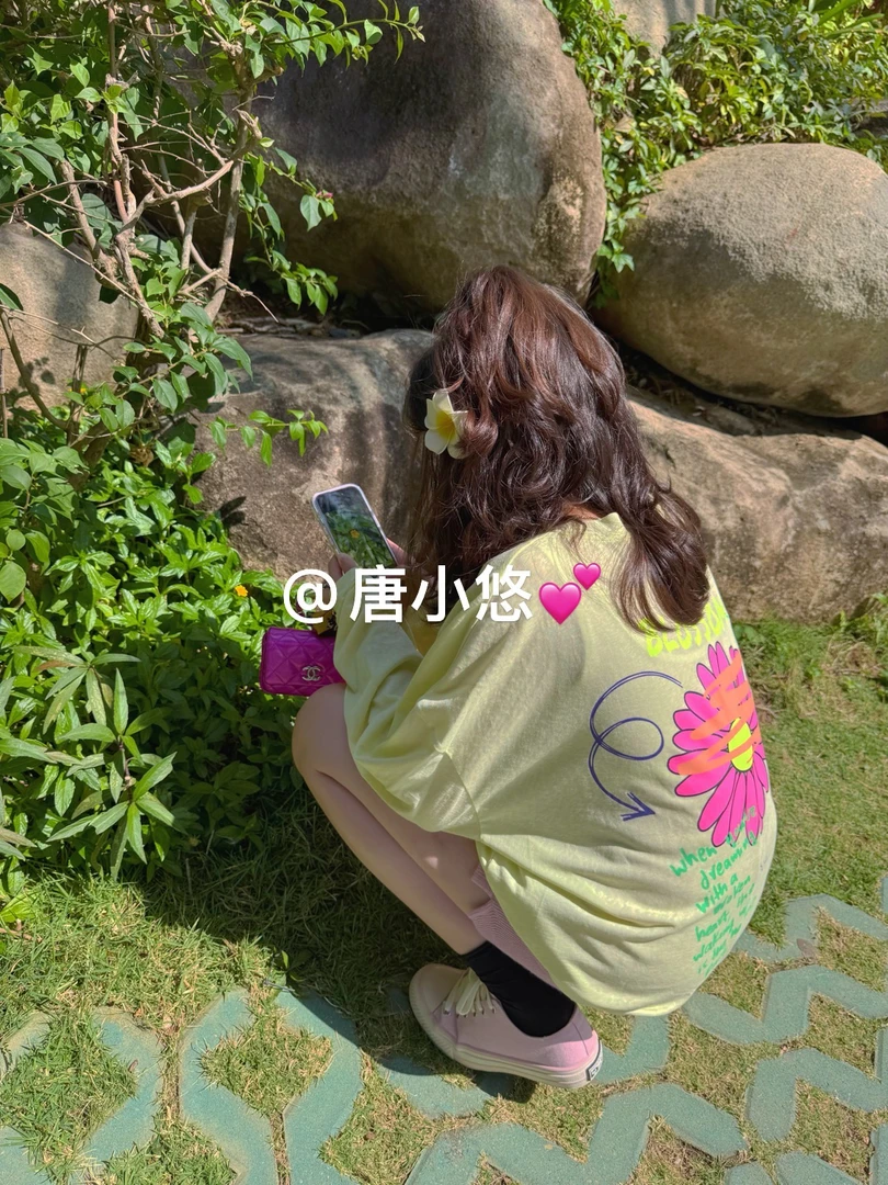 唐小悠 童装定制款 上新2025小悠同款 绿色花朵超薄长袖防晒T