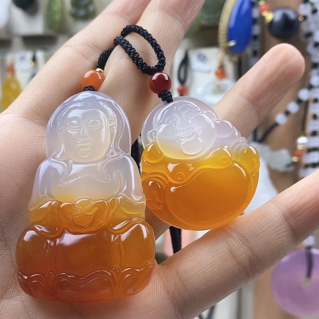 *****颈饰未镶嵌石英质玉
