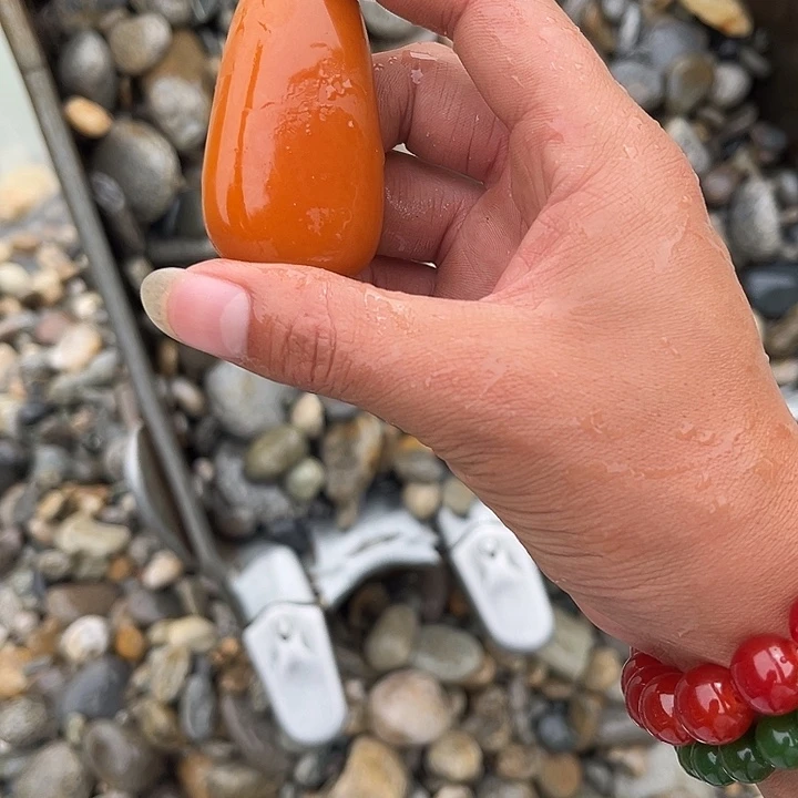 未镶嵌和田玉（糖玉）车挂