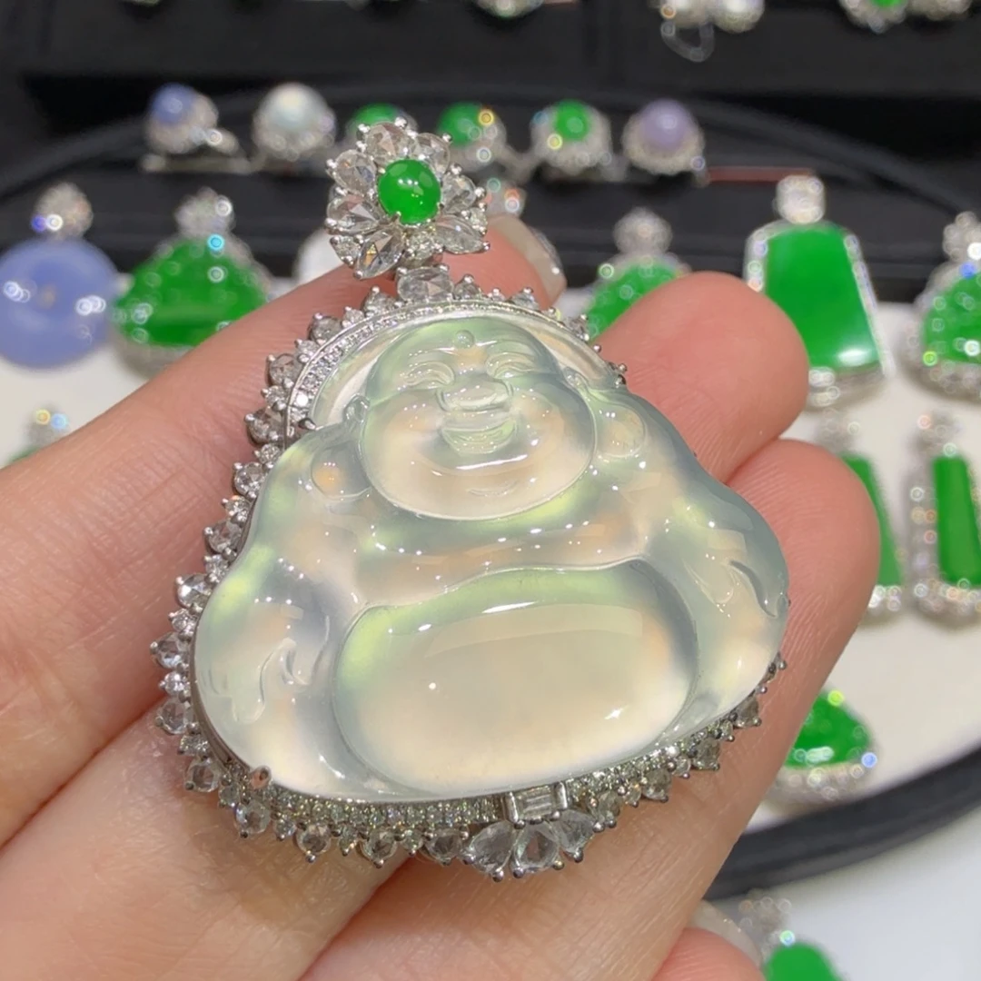 翡翠18K金镶嵌颈饰收到货48小时鉴赏期