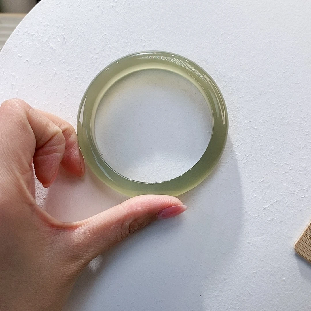 手镯玛瑙/玉髓未镶嵌60.5