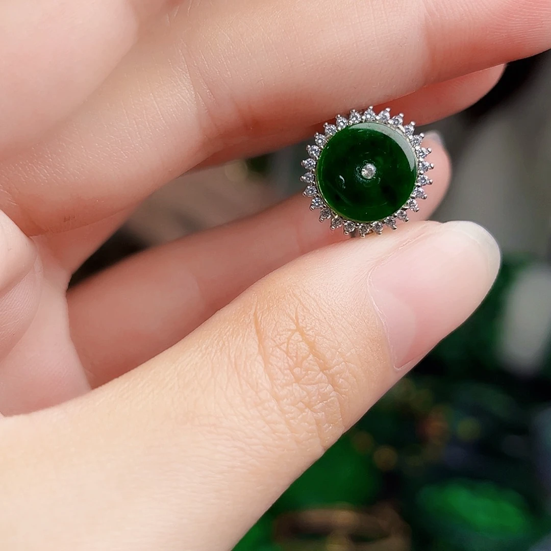 颈饰银S925镶嵌翡翠多样性