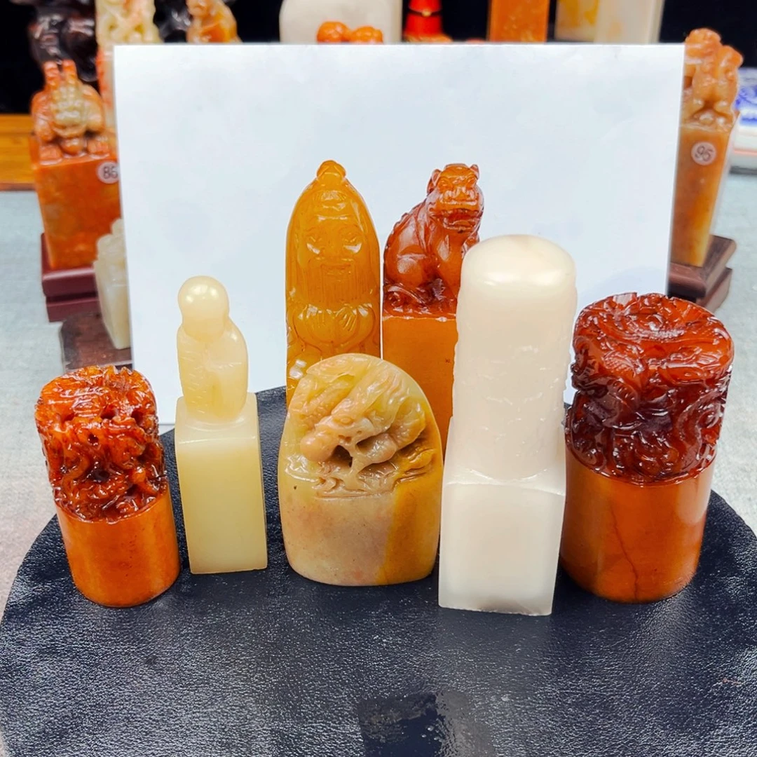 奕***之辽宁石捡漏瑕疵品