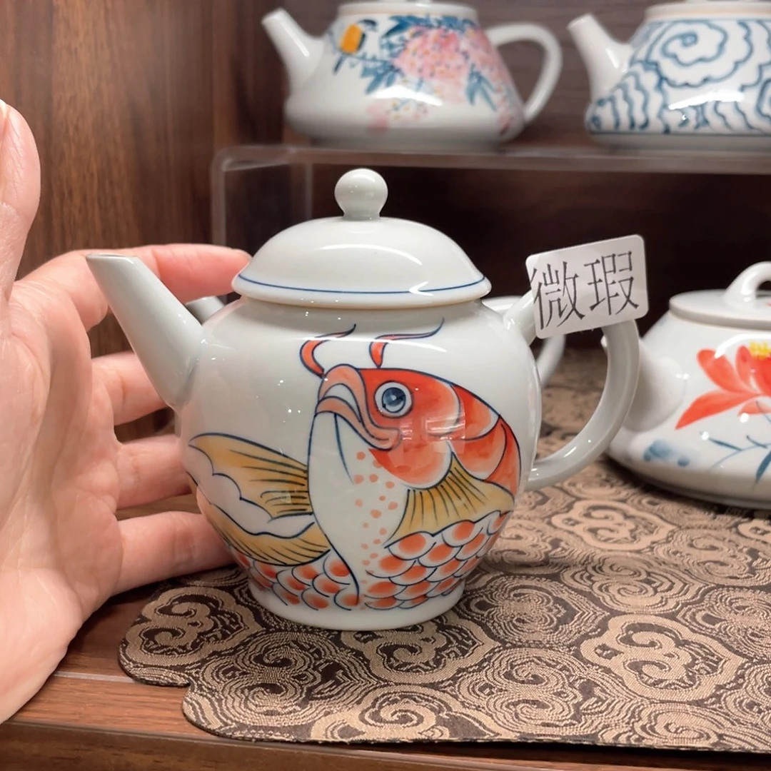 釉下手绘茶具微瑕