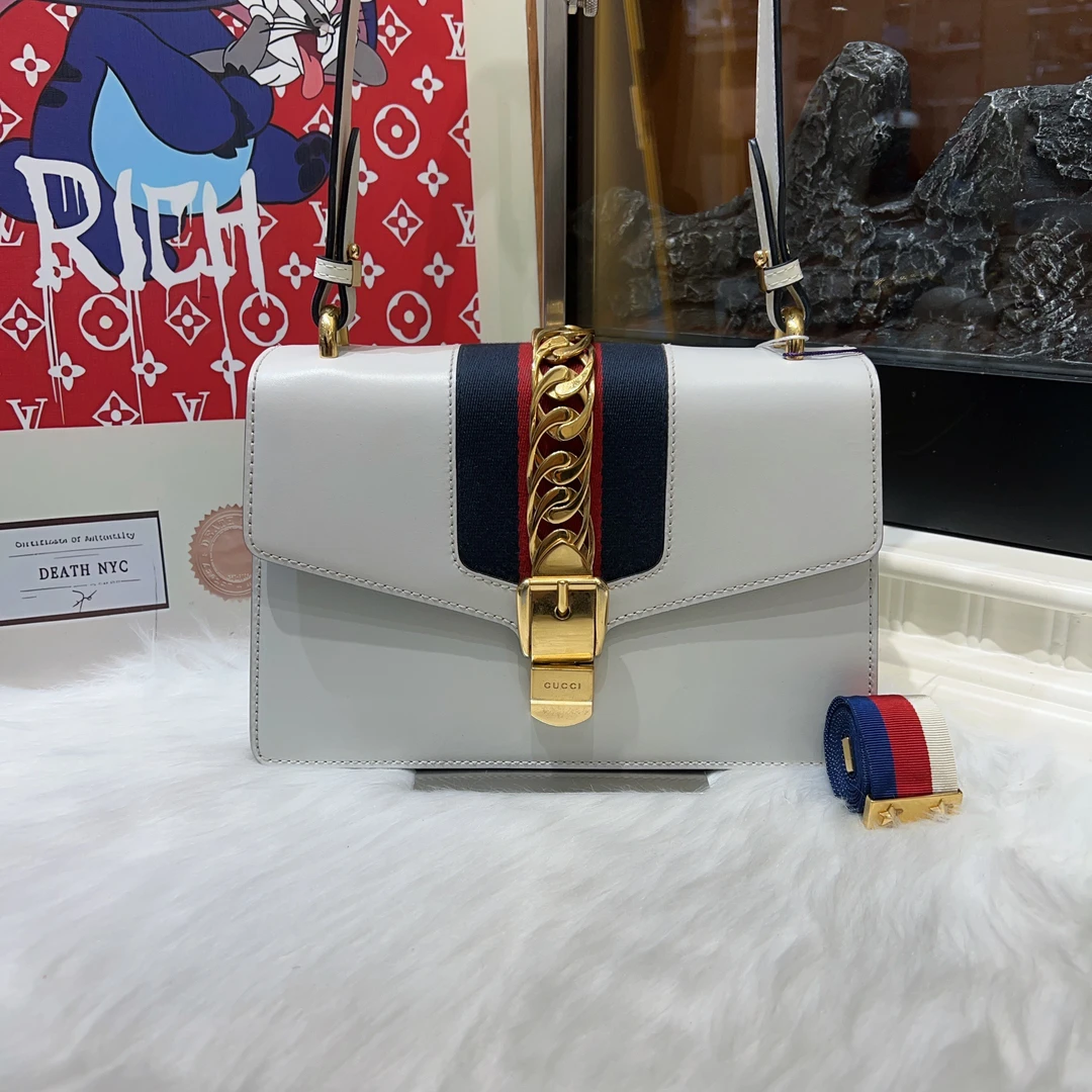 95新 GUCCI/古驰 Gucci古驰塞尔维亚单肩包a6322