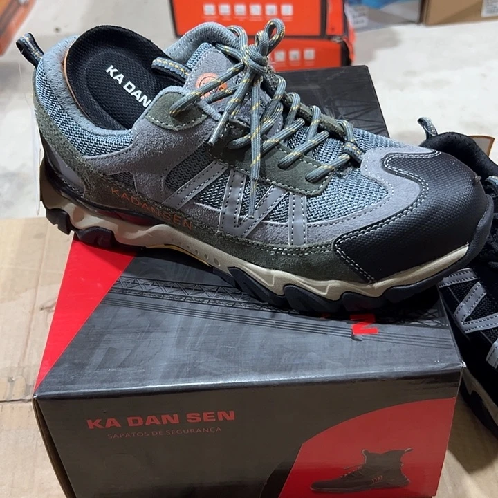 编码。 号。 42码瑕疵防砸防刺防劳保鞋