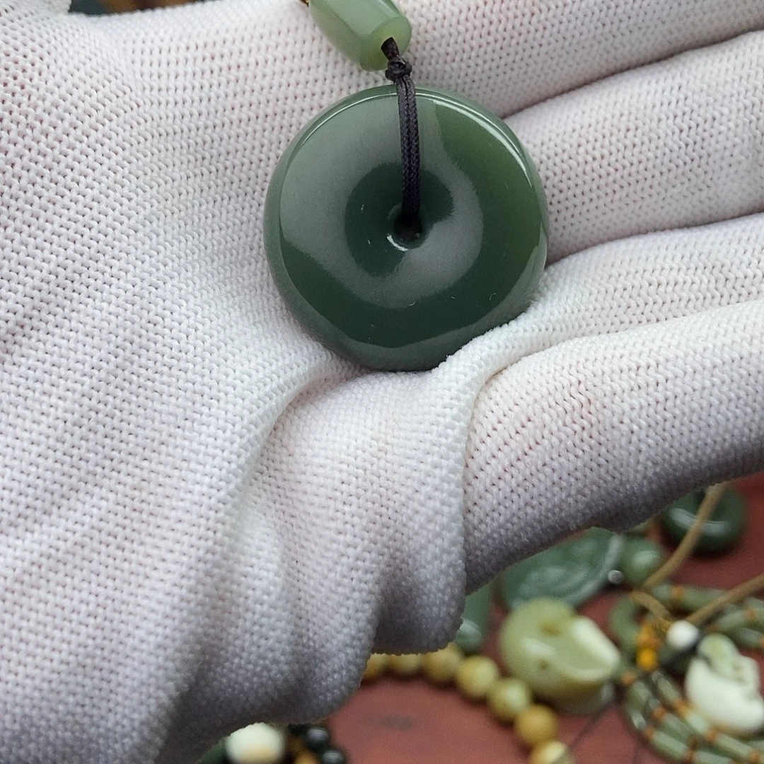 岫岩老玉（透闪石质玉）未镶嵌手链