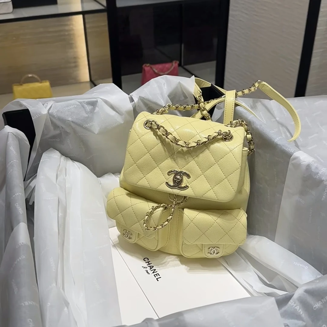 99新 Chanel/香奈儿 Chanel小鸡黄duma中号 25090077-04