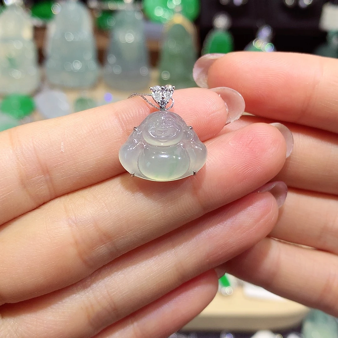 颈饰18K金镶嵌翡翠佛