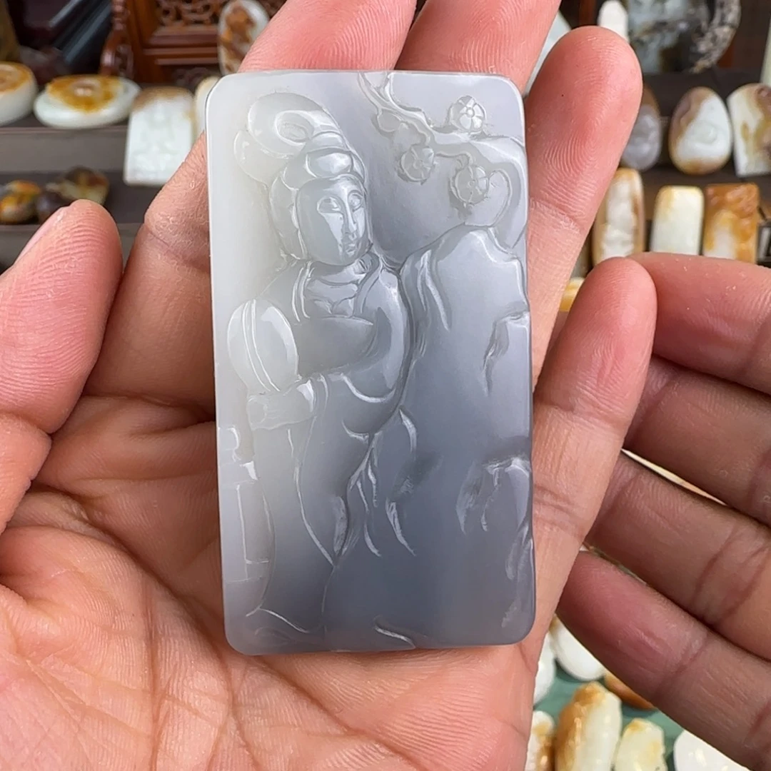 和田玉未镶嵌颈饰