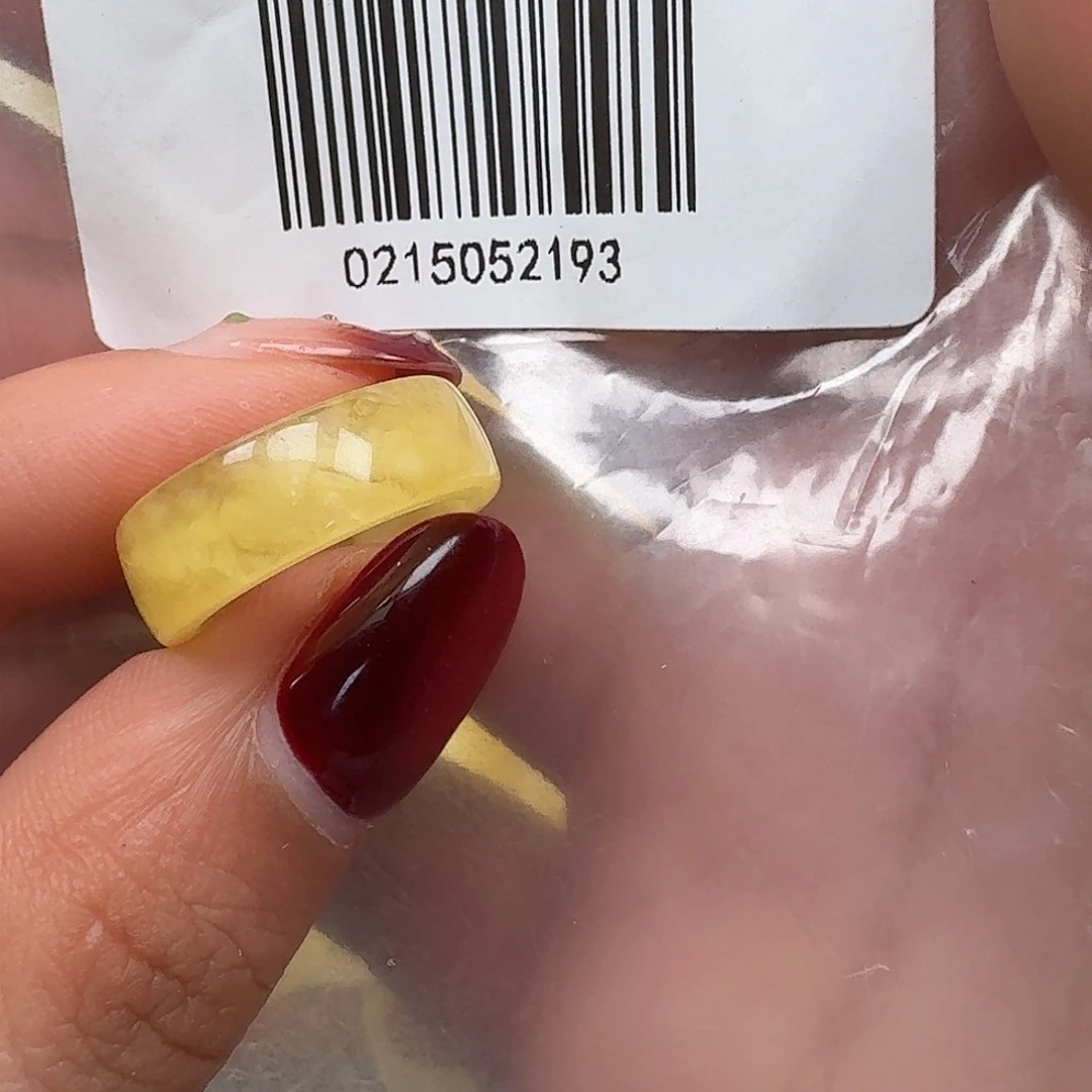 琥珀未镶嵌裸石悠悠