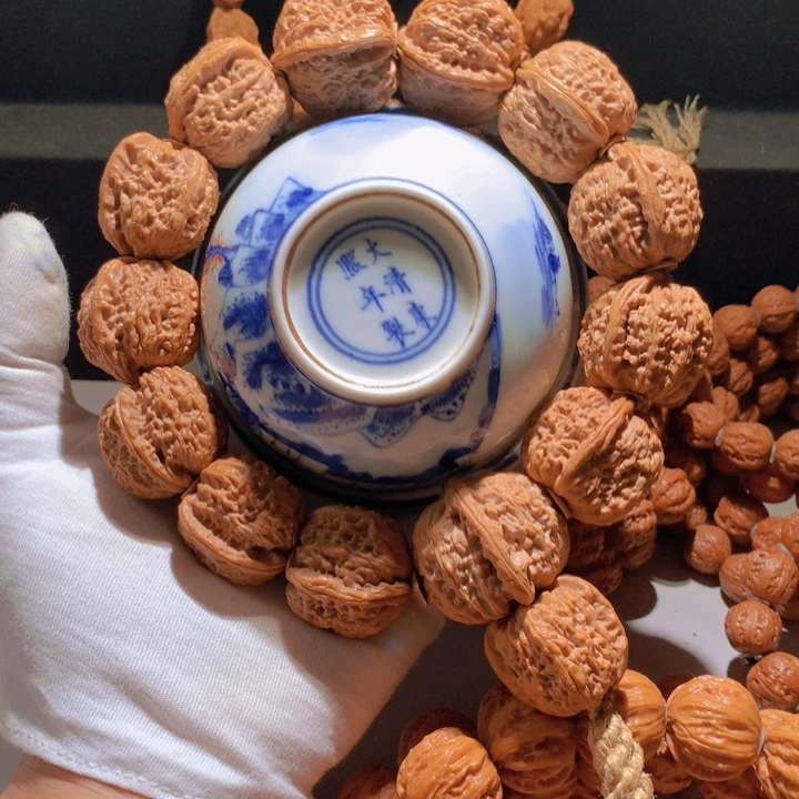 隔***爸手串文玩核桃白狮子