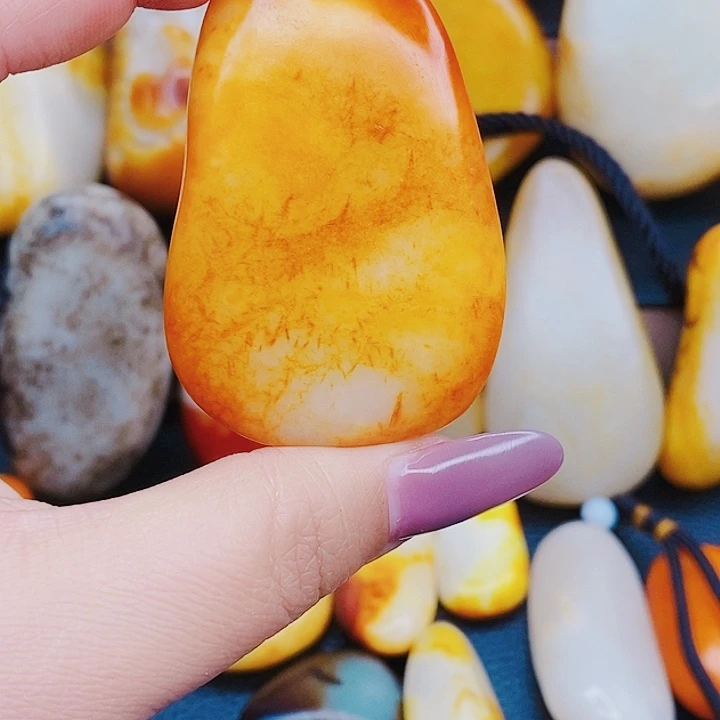 未镶嵌和田玉挂件