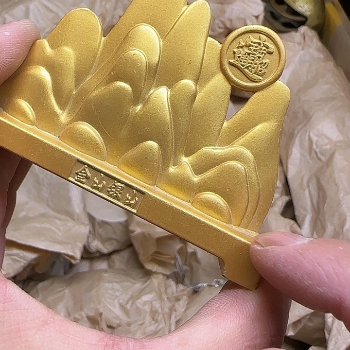 全是铜器工艺摆件