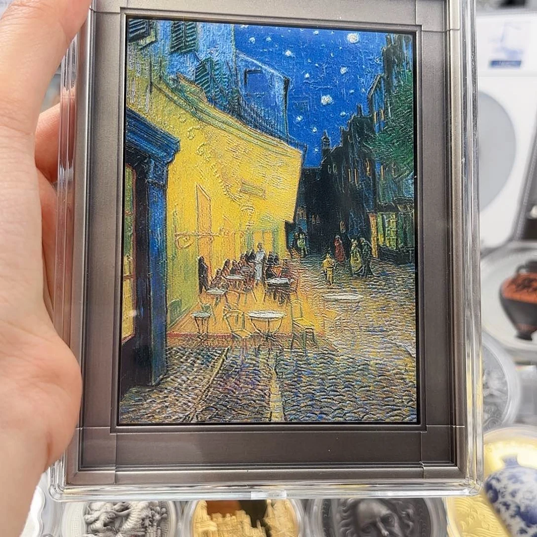 纯银《夜间露天咖啡座》2022年世界名画纪念币