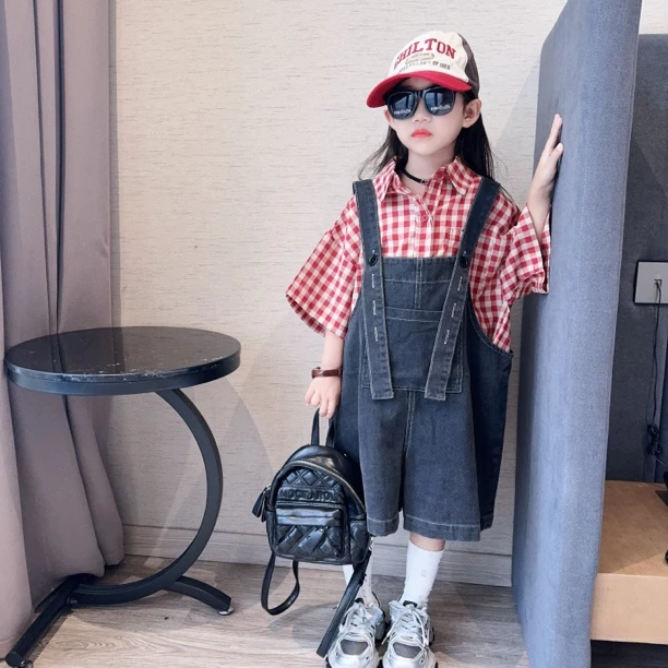 女童夏季套装2025新款韩版格子衬衫牛仔背带裤中大童女孩洋气