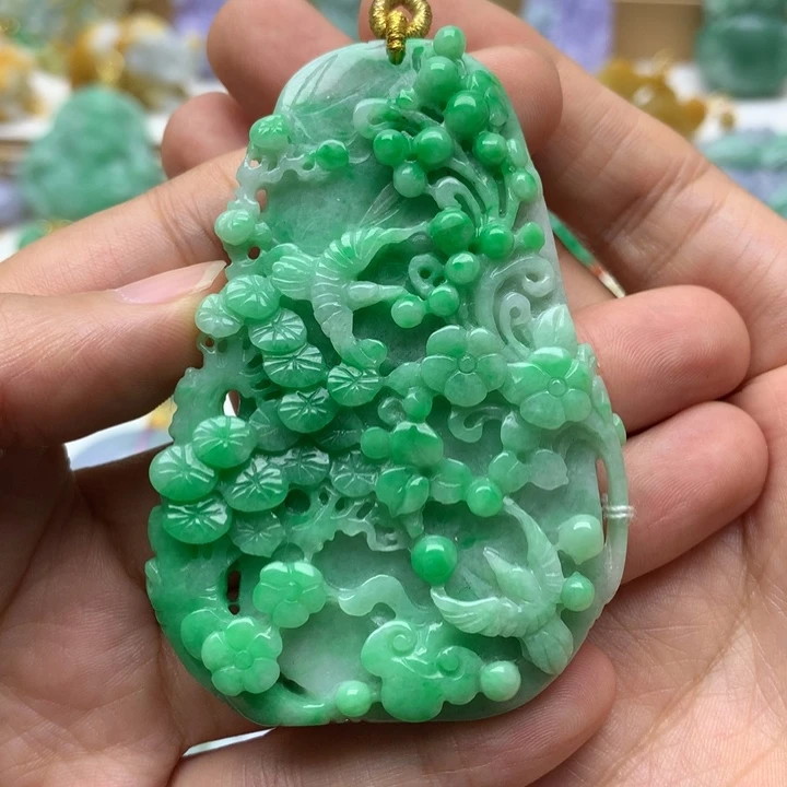 颈饰未镶嵌翡翠翡翠