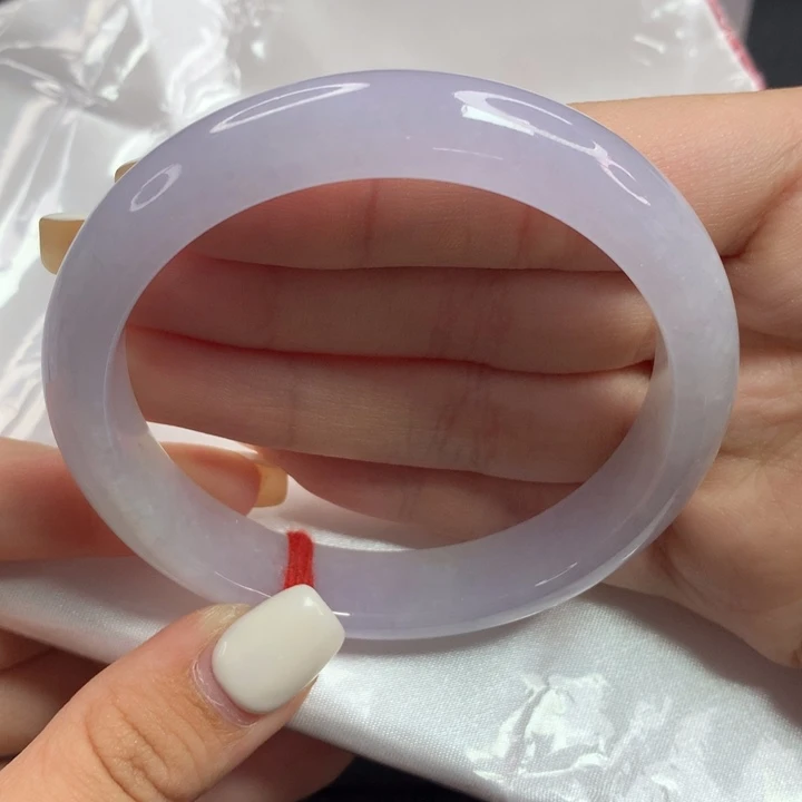 翡翠手镯未镶嵌大****妈58圈