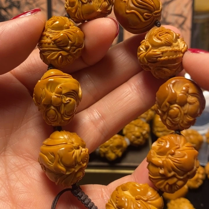橄榄核手串/手链天**哥八大财神