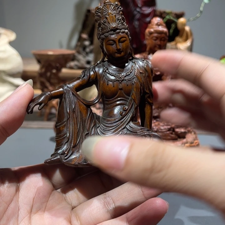咖****香榧木黄杨木做旧观音摆件工艺品