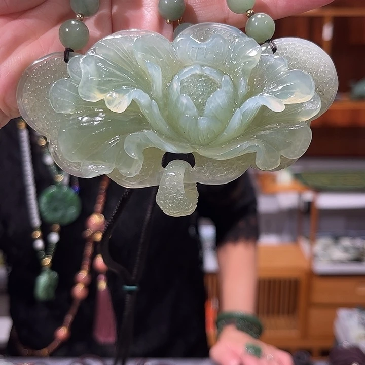 未镶嵌岫玉毛衣链