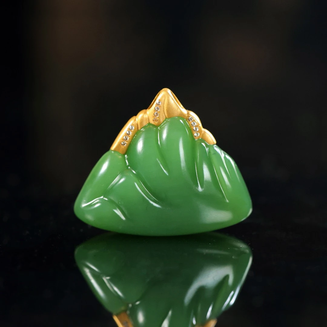 绿水金山/18K金碧玉吊坠