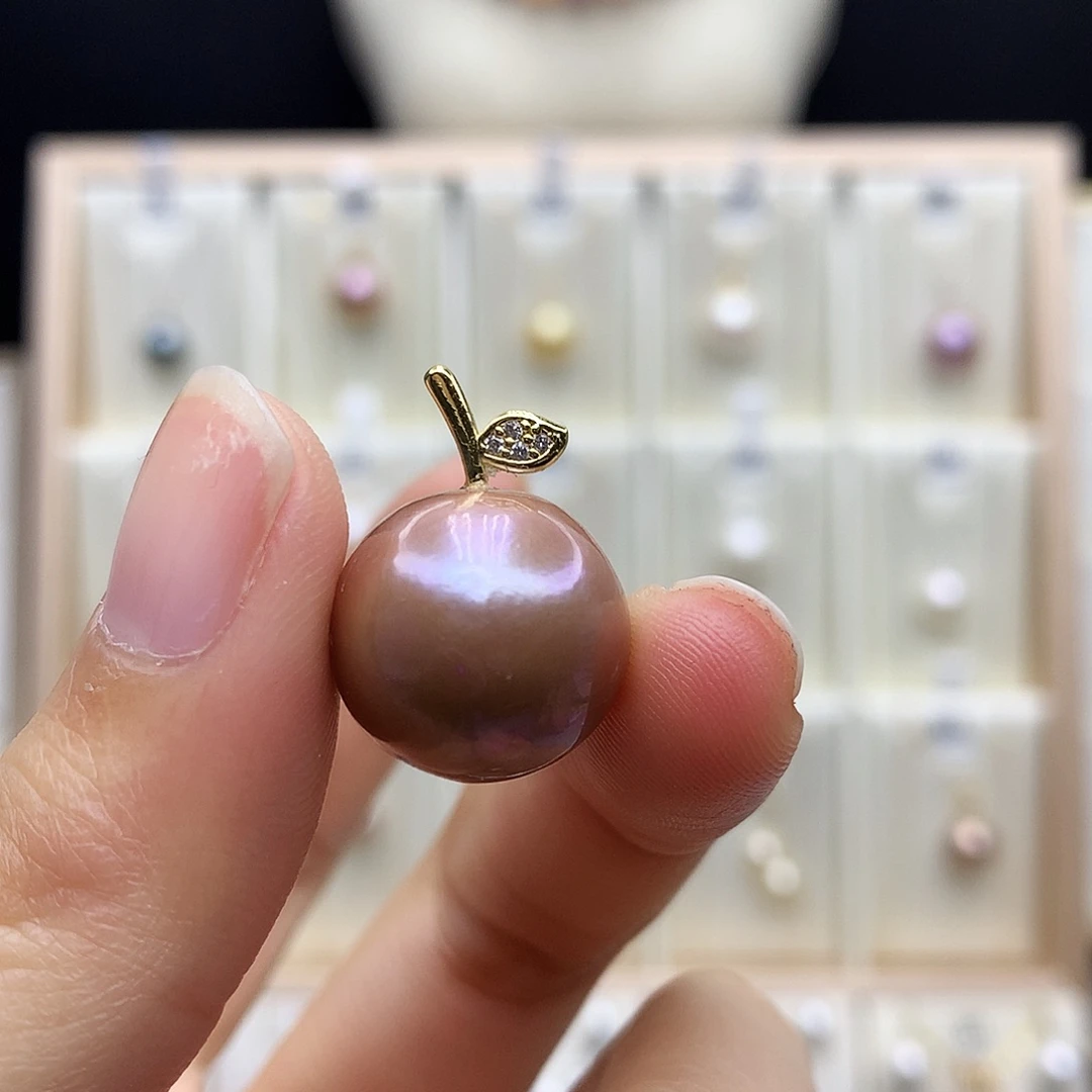 淡水珍珠吊坠(赠链)合金