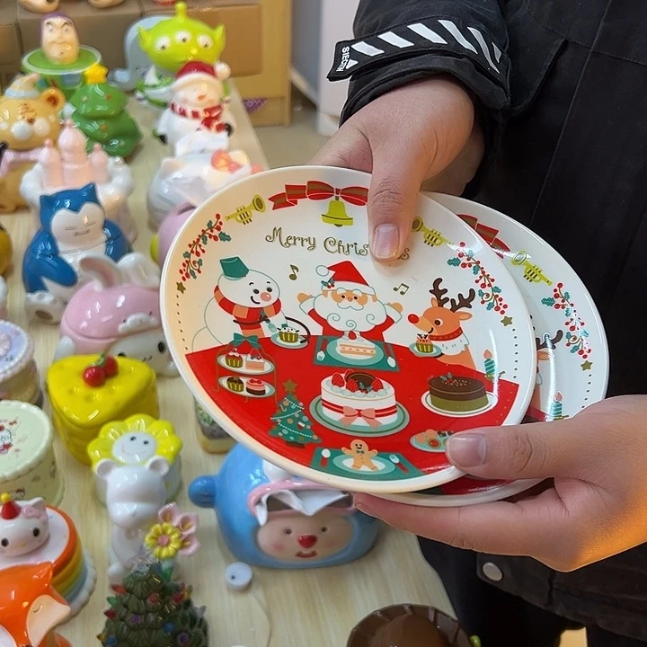 摆件陶瓷等行业的产品出口