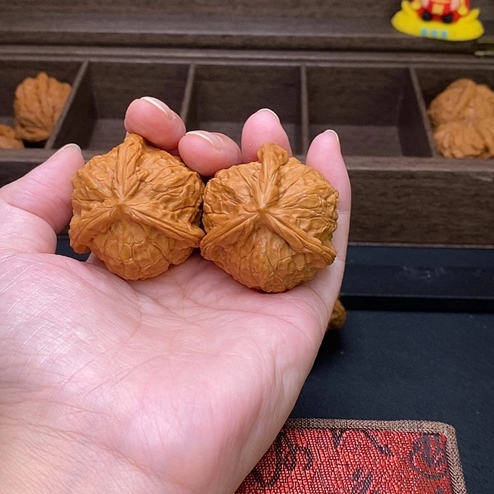 可***六把件文玩核桃白奔