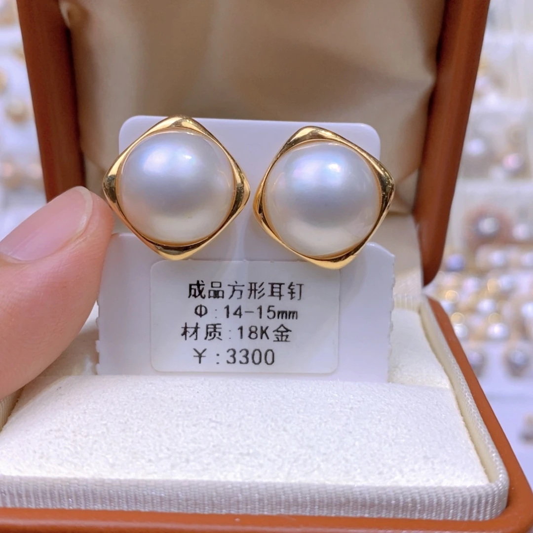 耳饰18K金镶嵌拼合珍珠（马贝珠）