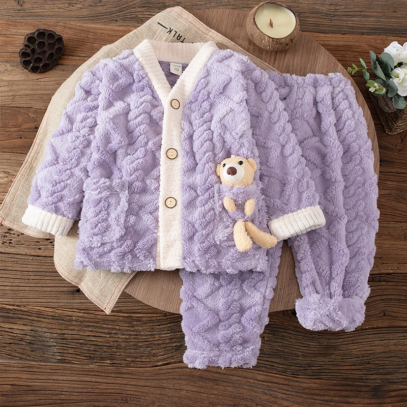 秋冬款法兰绒居家保暖家居服套装男孩女孩舒适睡衣