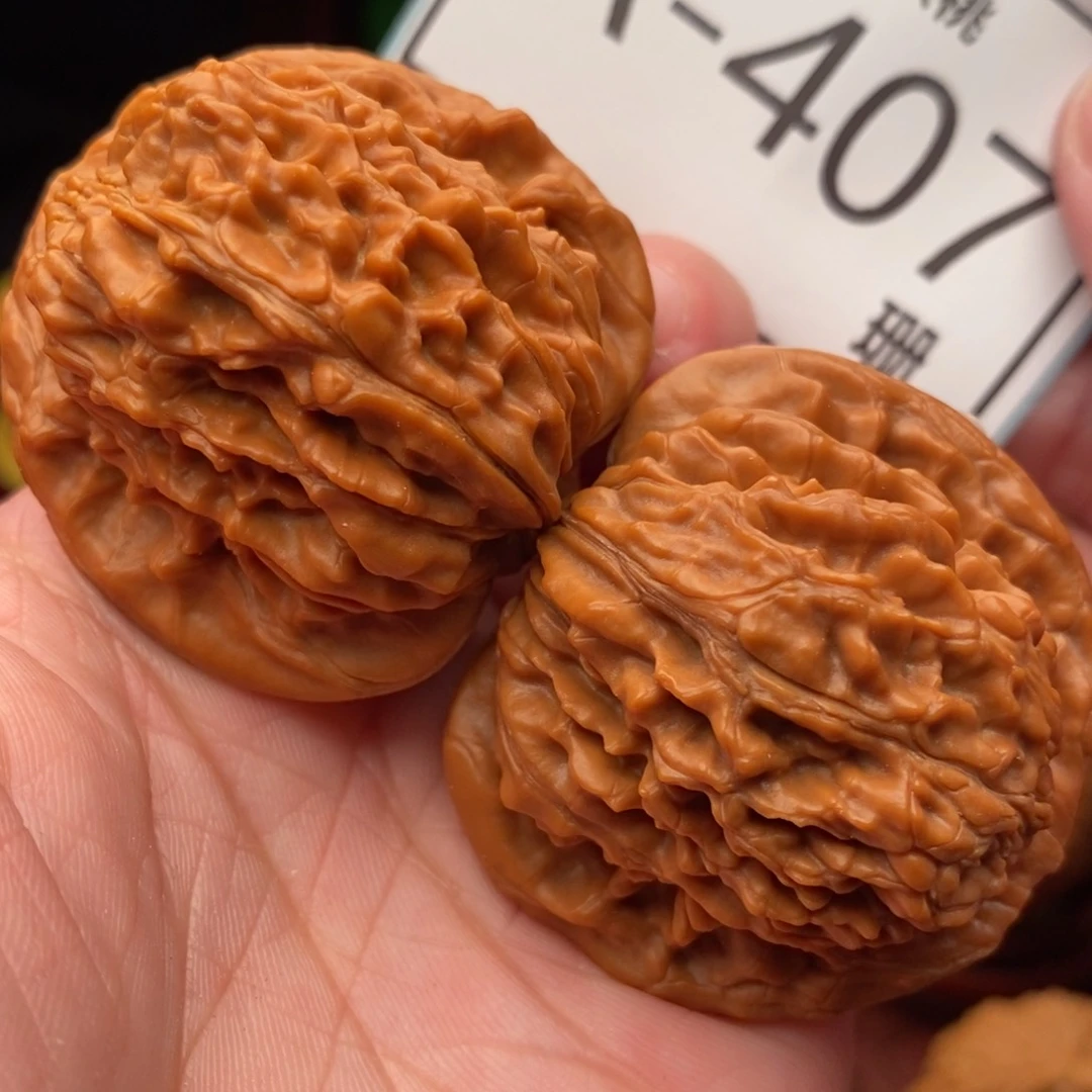 文玩核桃把件汉高楼42