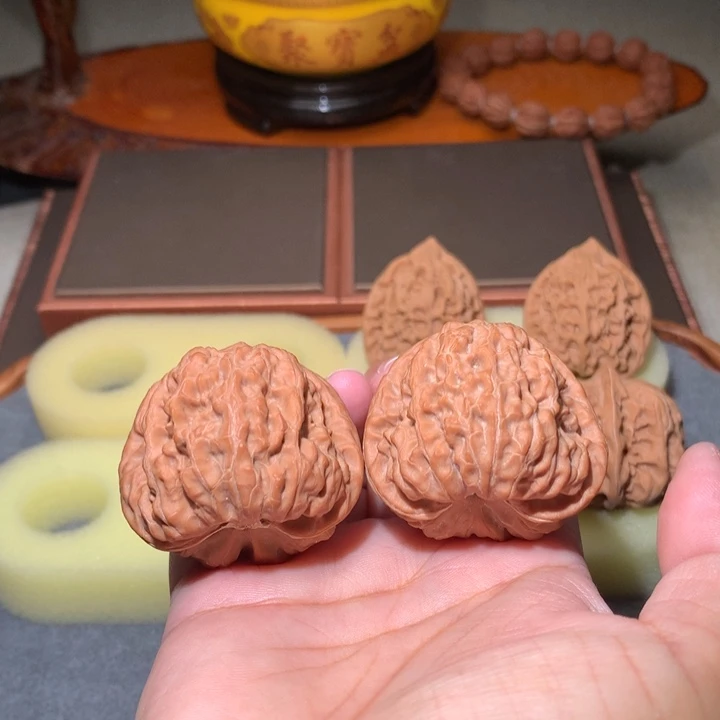 核桃文玩核桃把件平谷凹底