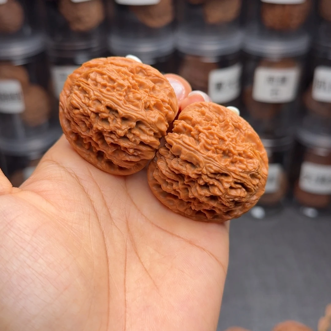 仏***悟把件文玩核桃全品南疆