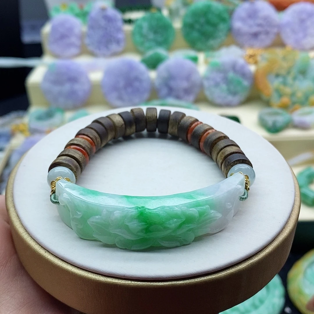 翡翠未镶嵌手串手牌