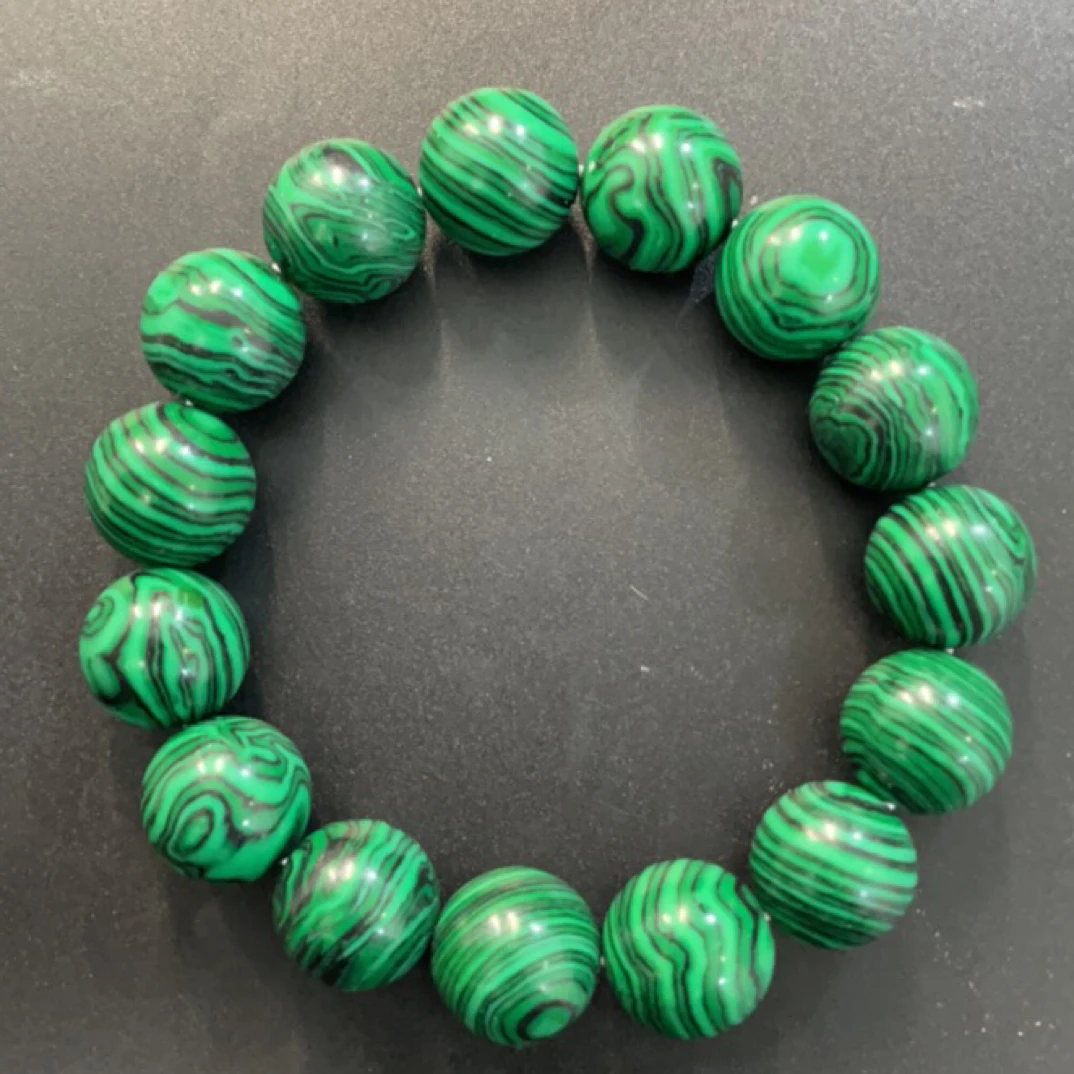 66  卡14绿孔雀手串