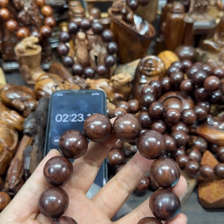 施***骏木小件物品的销售