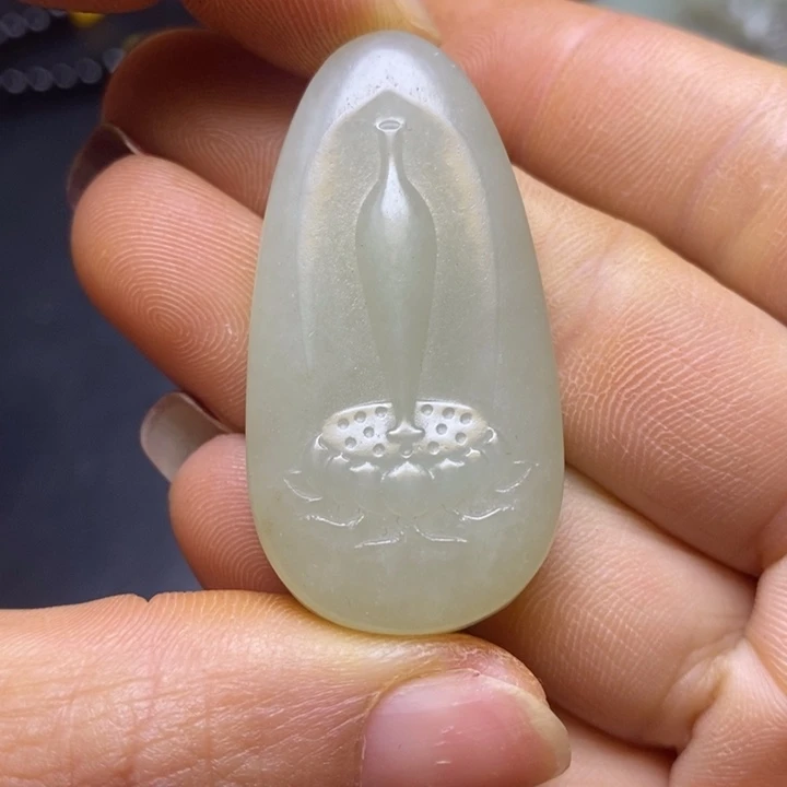 和田玉（糖玉）挂件未镶嵌