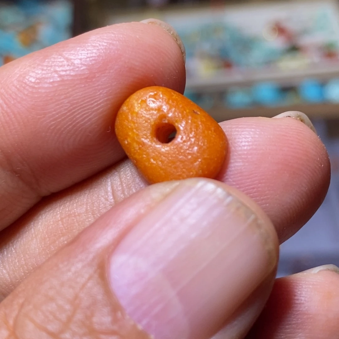 蜜蜡未镶嵌裸石配饰